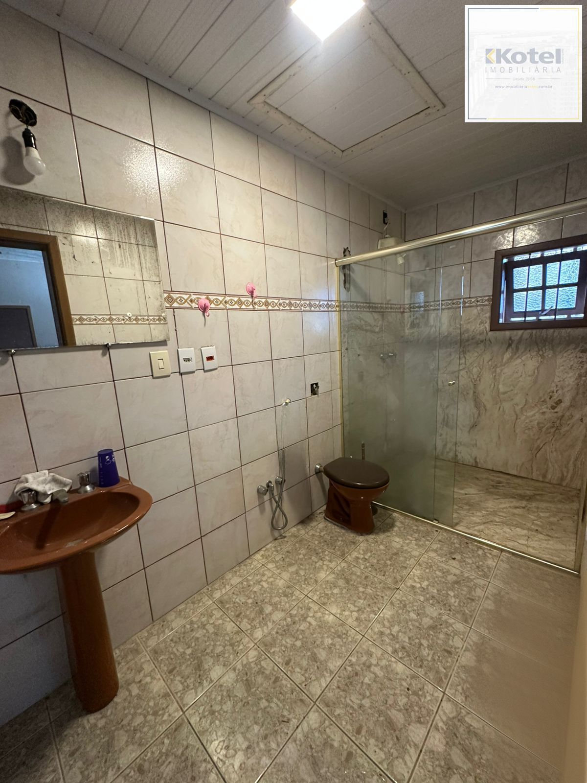 Casa à Venda no Bairro Cascata – 3 Dormitórios, Suíte, Piscina e Área de Lazer — foto 5