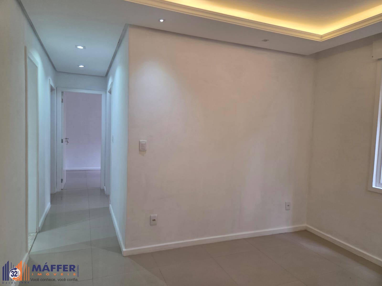 Apartamento, 3 quartos, à venda, 63 m², Passo da Areia - Porto Alegre — foto 2