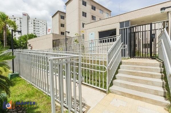 Apartamento no Jardim Carvalho de 2 dormitórios e infra