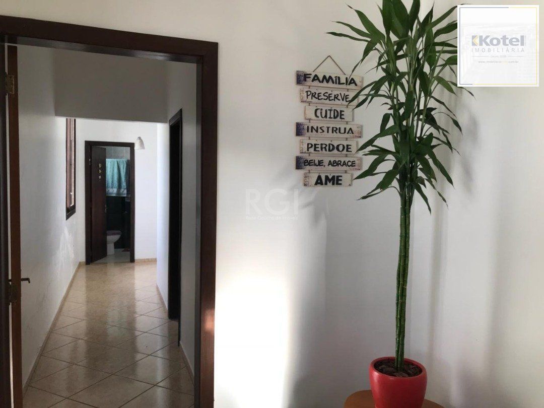 Casa residencial/comercial, com 350m² privativos, 4 quartos, 5 vagas de garagem - Bairro Tristeza — foto 2