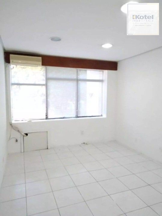Sala com recepção, bairro Rio Branco