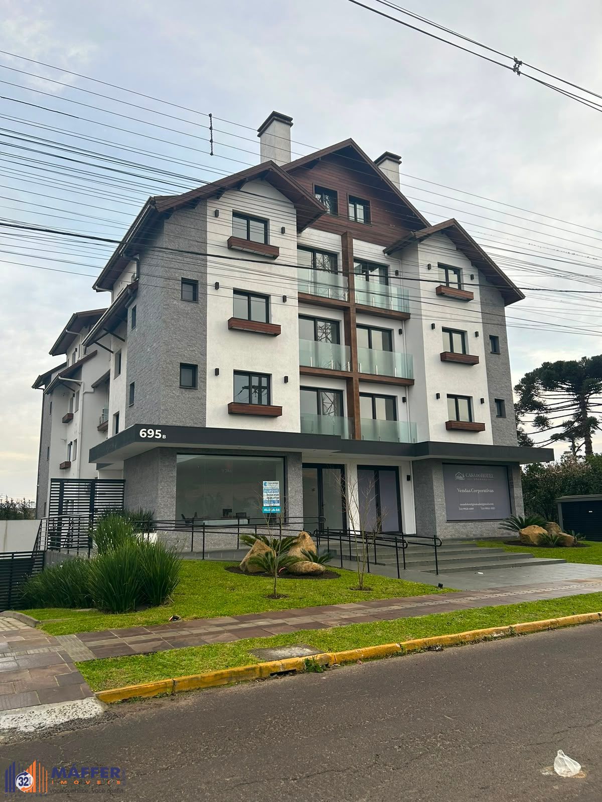 APARTAMENTO 1 DORM MOBILIADO EM GRAMADO BAIRRO CARNIEL