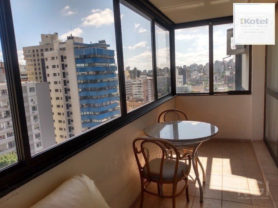 VENDO APARTAMENTO UM DORMITORIO BOM FIM ELEVADOR  1 VAGA — foto 5