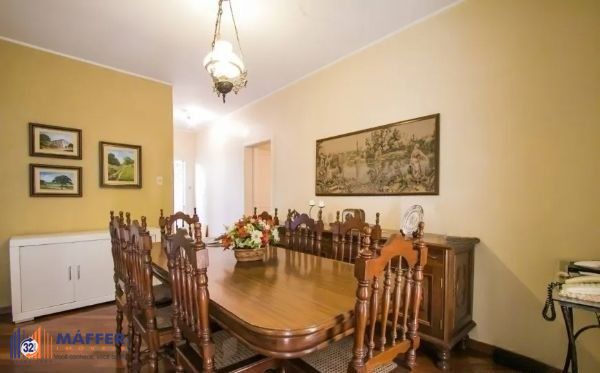 Casa, 7 quartos, 312 m² - Foto 3