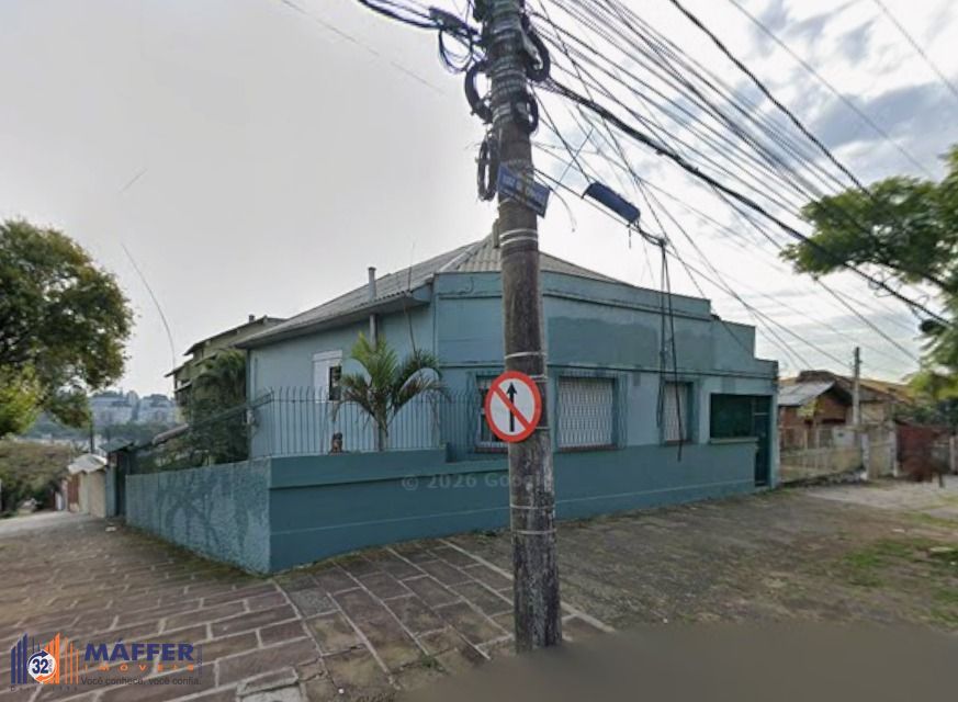 Casa no bairro Santo Antônio em terreno com 280m² de 4 dormitórios e 4 vagas