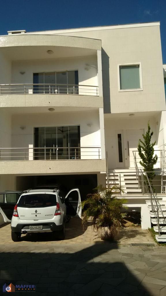 Casa em Condomínio com 3 quartos, 1 suíte e 288m² à venda no Ecoville.