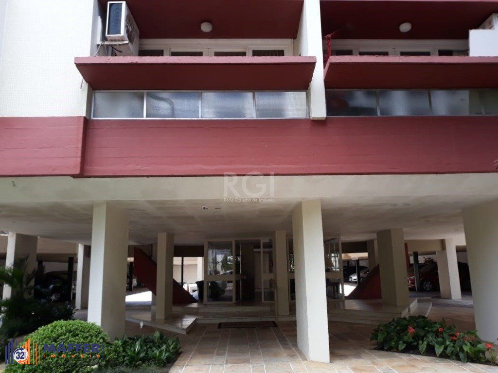 Apartamento 03 dormitórios (01 suíte), com vaga escriturada, no bairro Santana, em Porto Alegre - RS