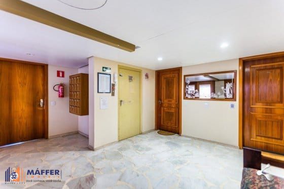 Apartamento de 2 quartos em prédio com elevador no bairro Santana
