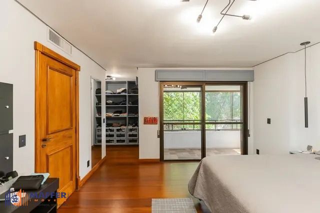 Apartamento, 3 quartos, 259 m² - Foto 9