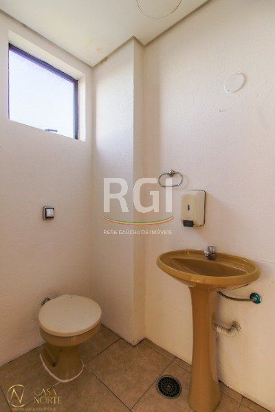 Sala Comercial à venda , 50m², 1 vaga, Avenida Benjamin Constant no bairro São João em Porto Alegre