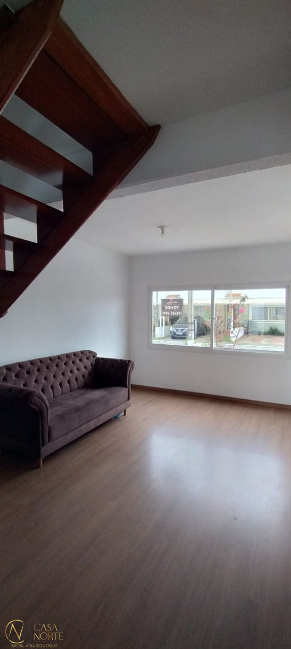 Casa de Condomínio à venda com 3 quartos, 149m², 1 suíte, 1 vaga, Avenida Edgar Pires de Castro no bairro Hípica em Porto Alegre