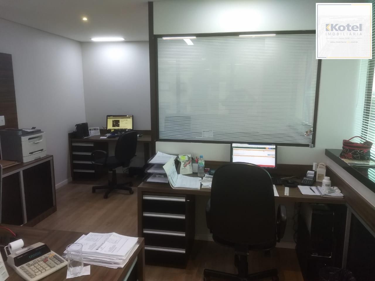 Sala de alto padrão, 52 m², vaga de garagem, Bairro Passo da Areia, mobiliada