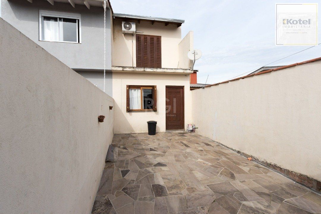 Casa para Venda - 130m², 2 dormitórios, 2 vagas - Hípica — foto 2