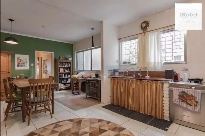 Apartamento Duplex com 3 dormitórios, churrasqueira, pátio no bairro Bom Fim!