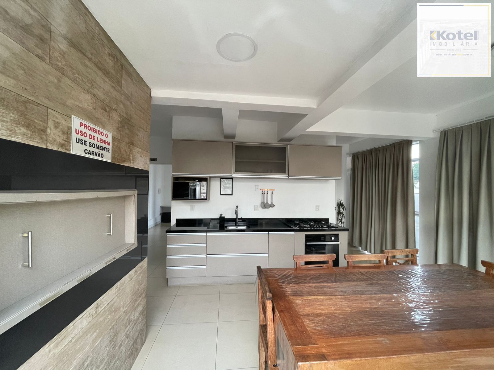 Apartamento Térreo 2 dormitórios 1 vaga condomínio com piscina Bairro Sarandi — foto 2