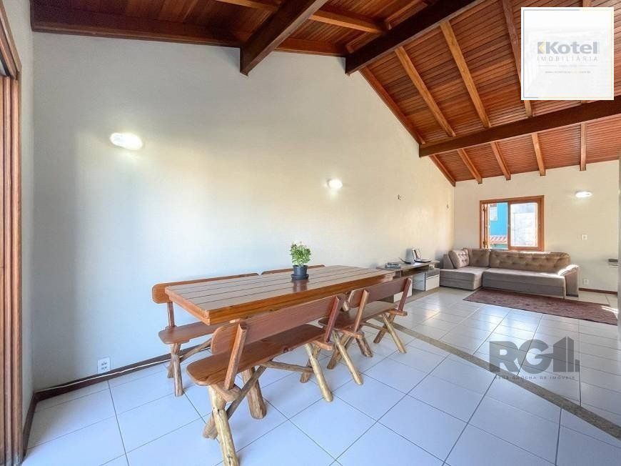 Excelente casa de 121m² com 3 dormitórios e 2 vagas. — foto 2