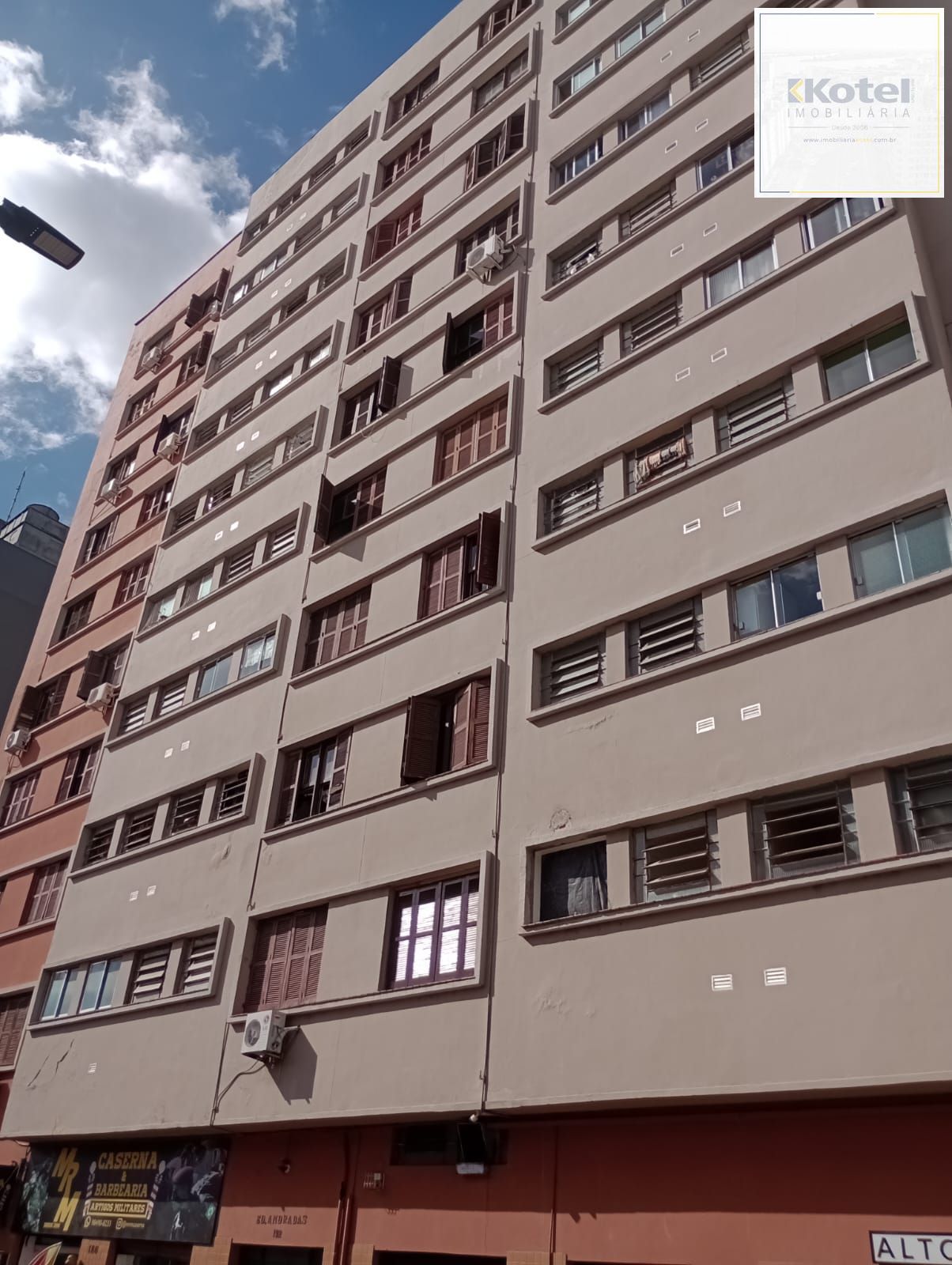 Apartamento JK à venda na Rua General Bento Martins, 192, Centro Histórico, Porto Alegre. — foto 3