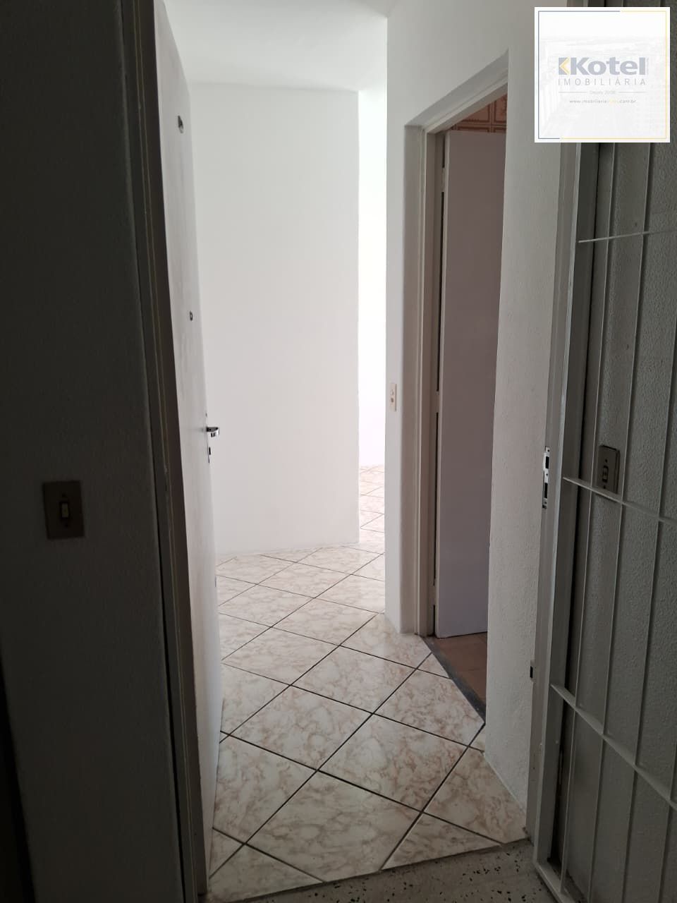 Apartamento para Venda - 75.78m², 2 dormitórios, 1 vaga - Tristeza — foto 4