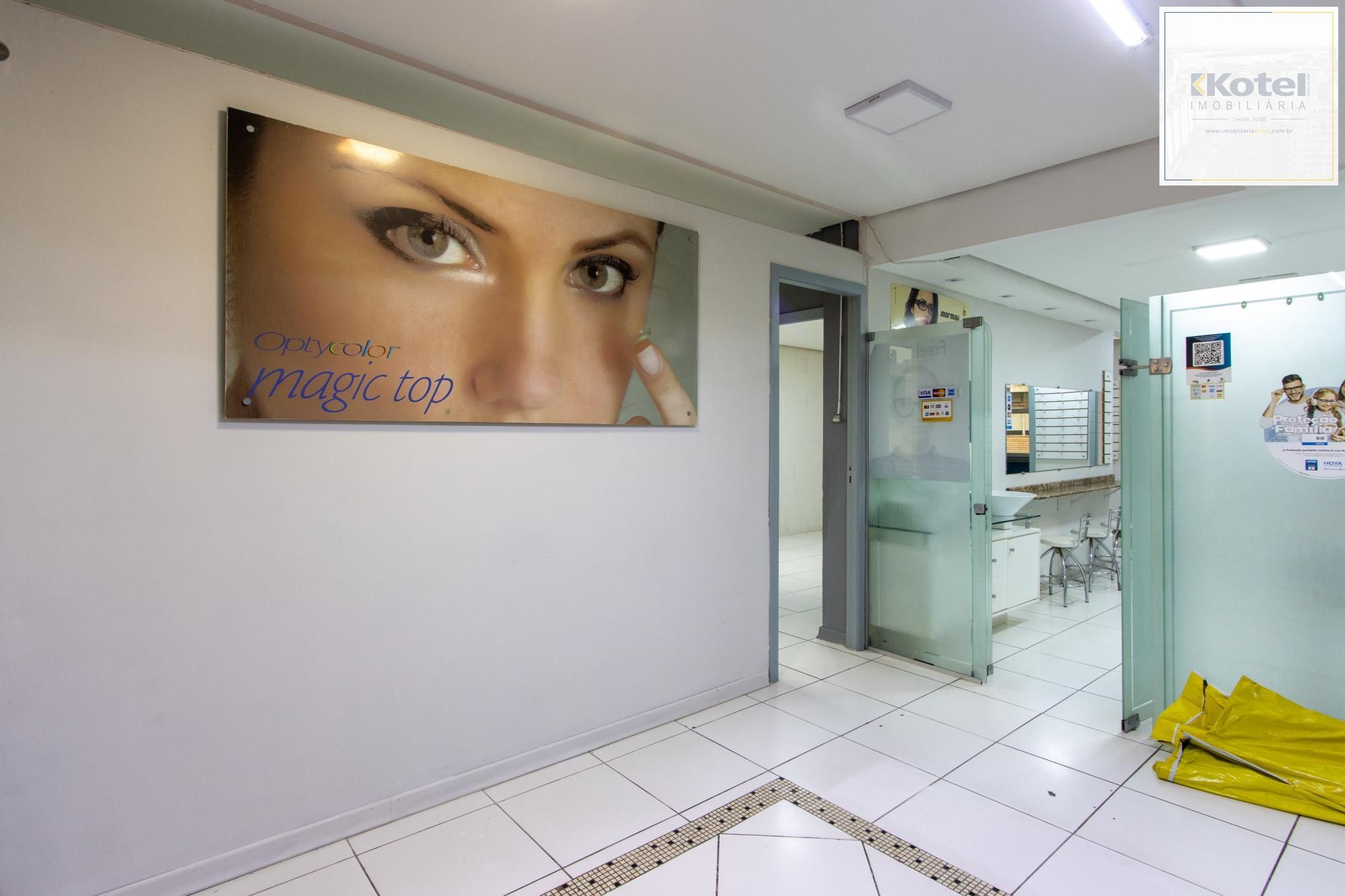SALA NO CENTRO DE PORTO ALEGRE — foto 2