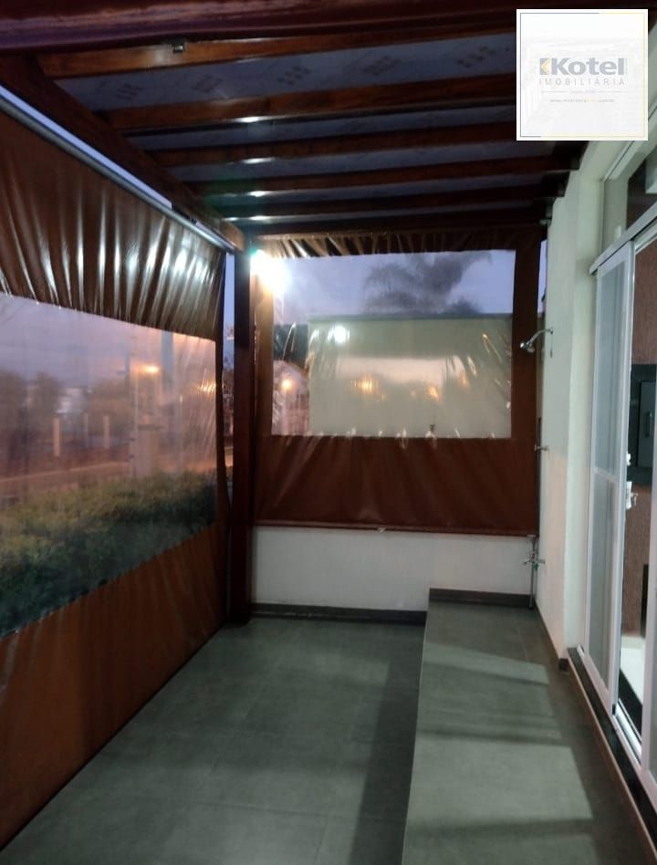 Casa em Condomínio com 4 quartos, 2 suítes, 3 banheiros , 4 vagas