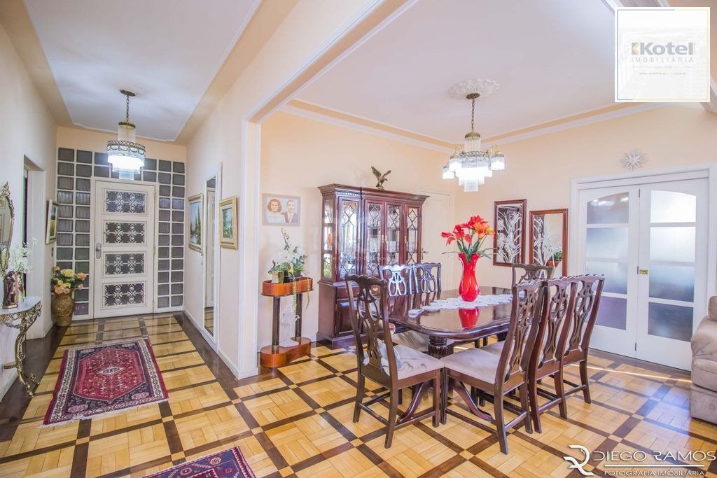 Apartamento para Venda - 207.97m², 4 dormitórios, sendo 1 suites, 1 vaga - Moinhos de Vento — foto 3