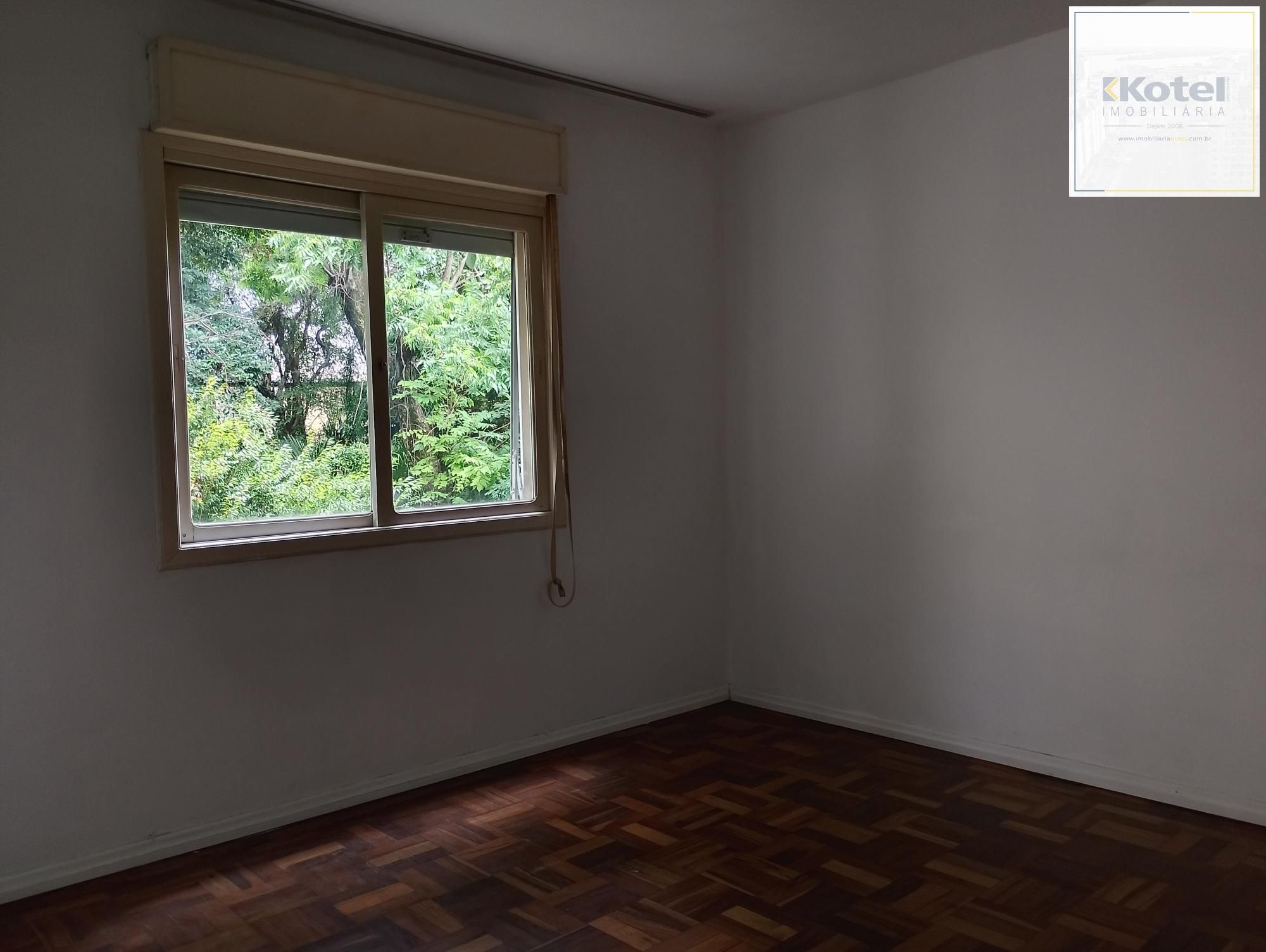 Apartamento à venda com 2 Dormitórios vaga no bairro Petropolis — foto 2