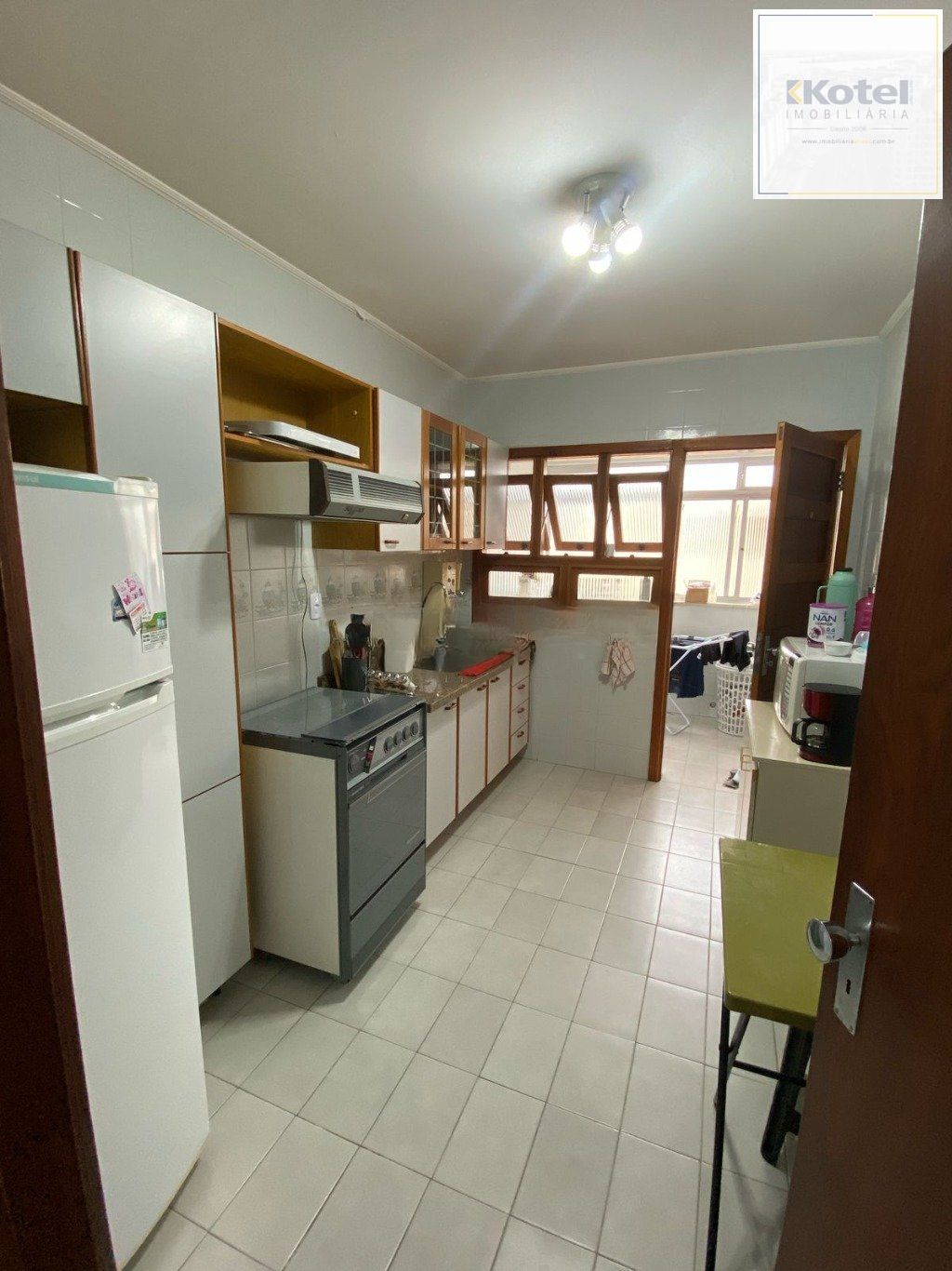 Cobertura de 2 dormitórios e 2 vagas bairro Jardim Planalto