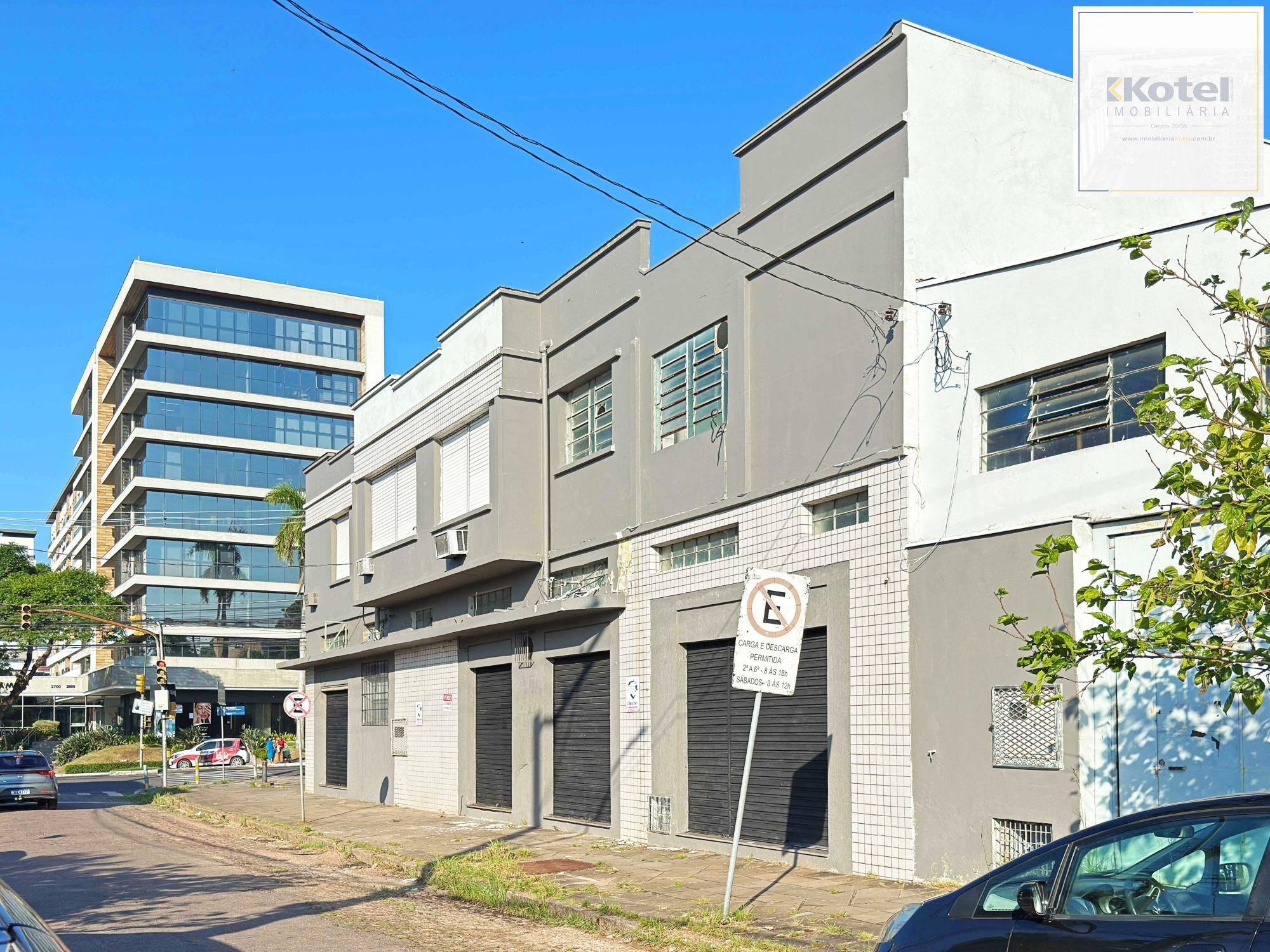 Ótimo prédio comercial no coração da Tristeza.