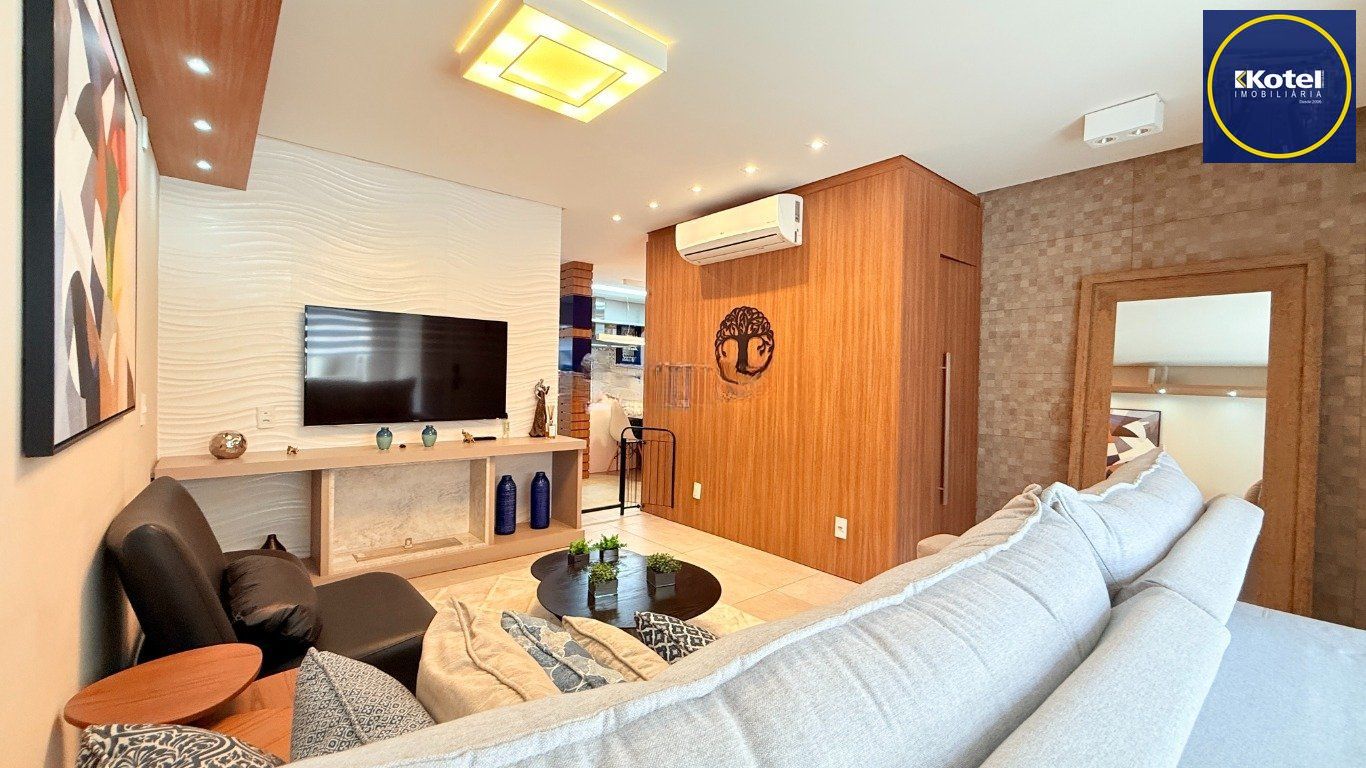 Casa em condomínio 3 dormitórios, 1suíte, 2 vagas, 186m² privativos no Ecoville.