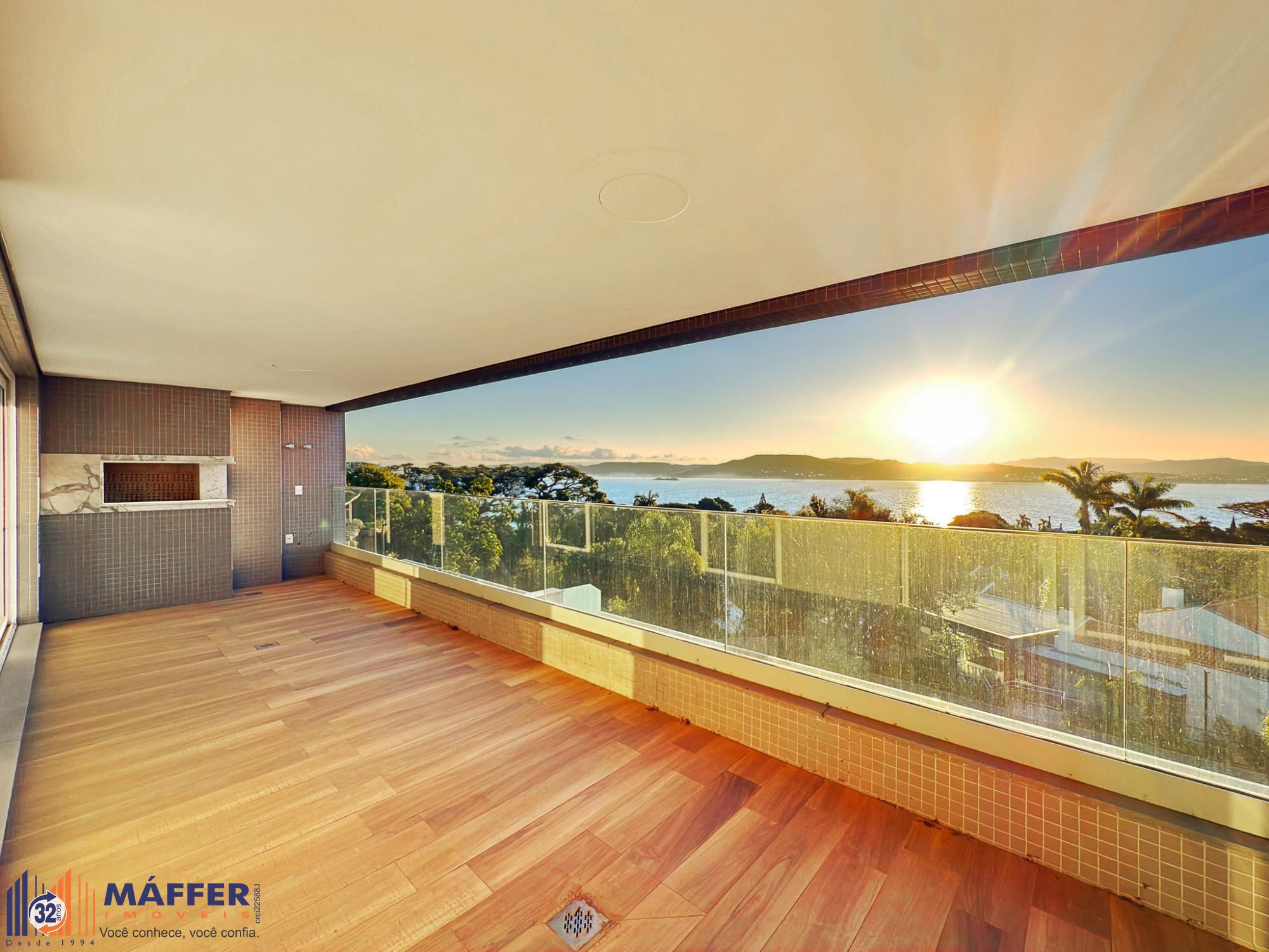 Apartamento, 3 quartos, 193 m² - Foto 1