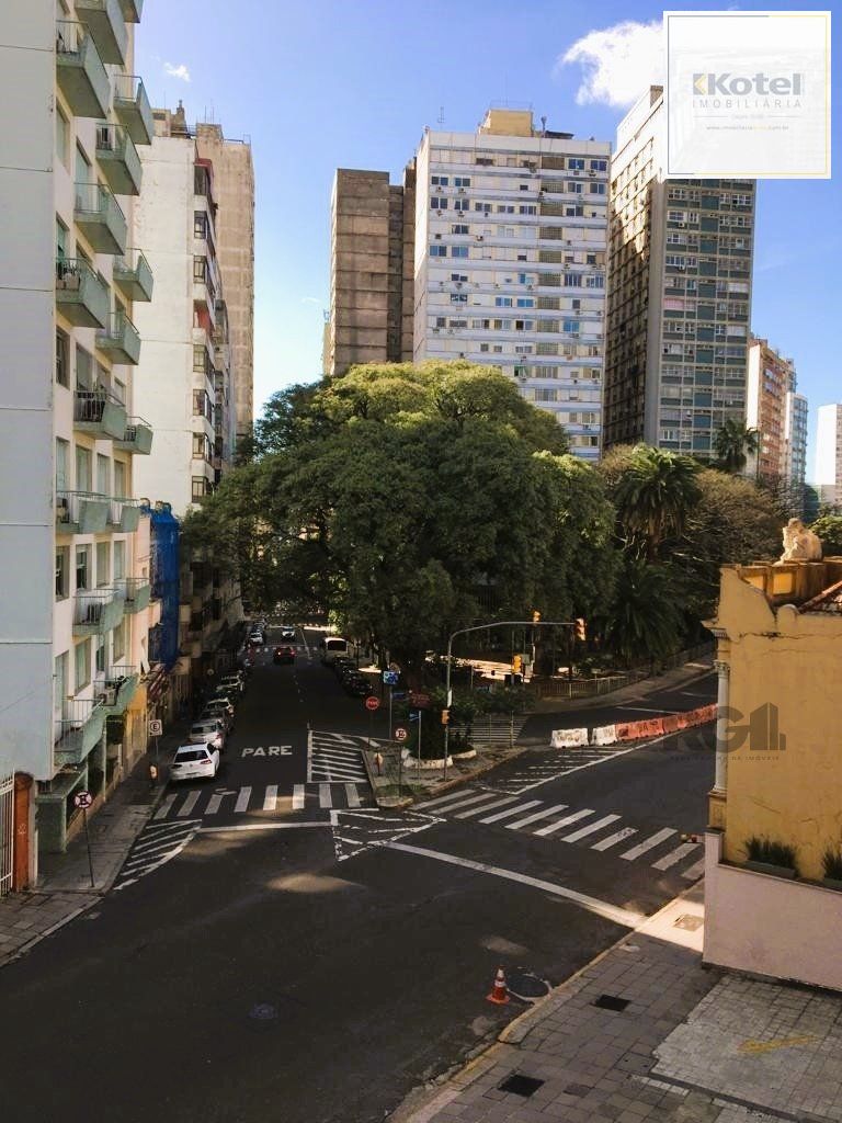 Apartamento de 01 dorm. no Centro Histórico