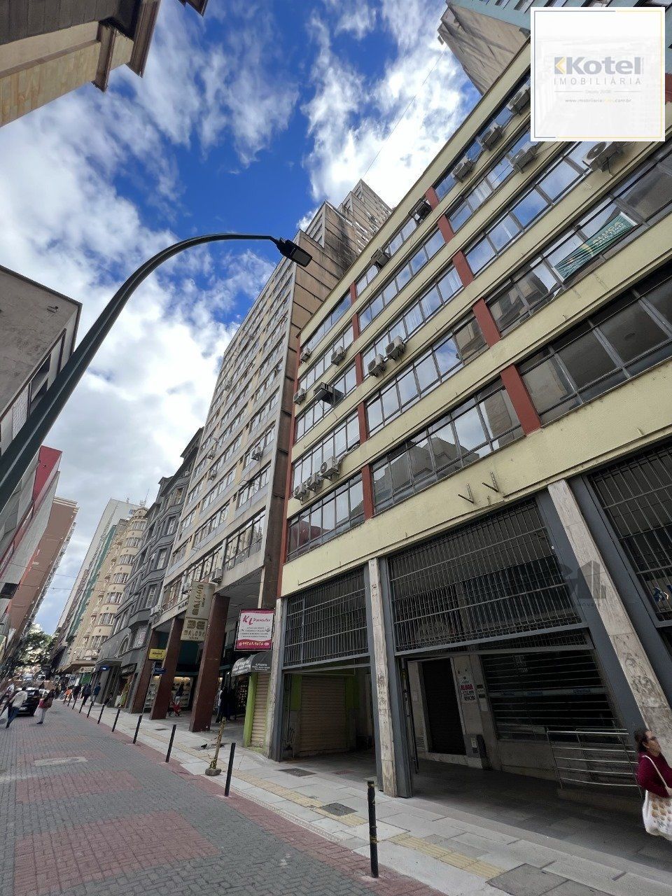 Sala Comercial à venda, 28m², Centro Histórico - Porto Alegre — foto 2