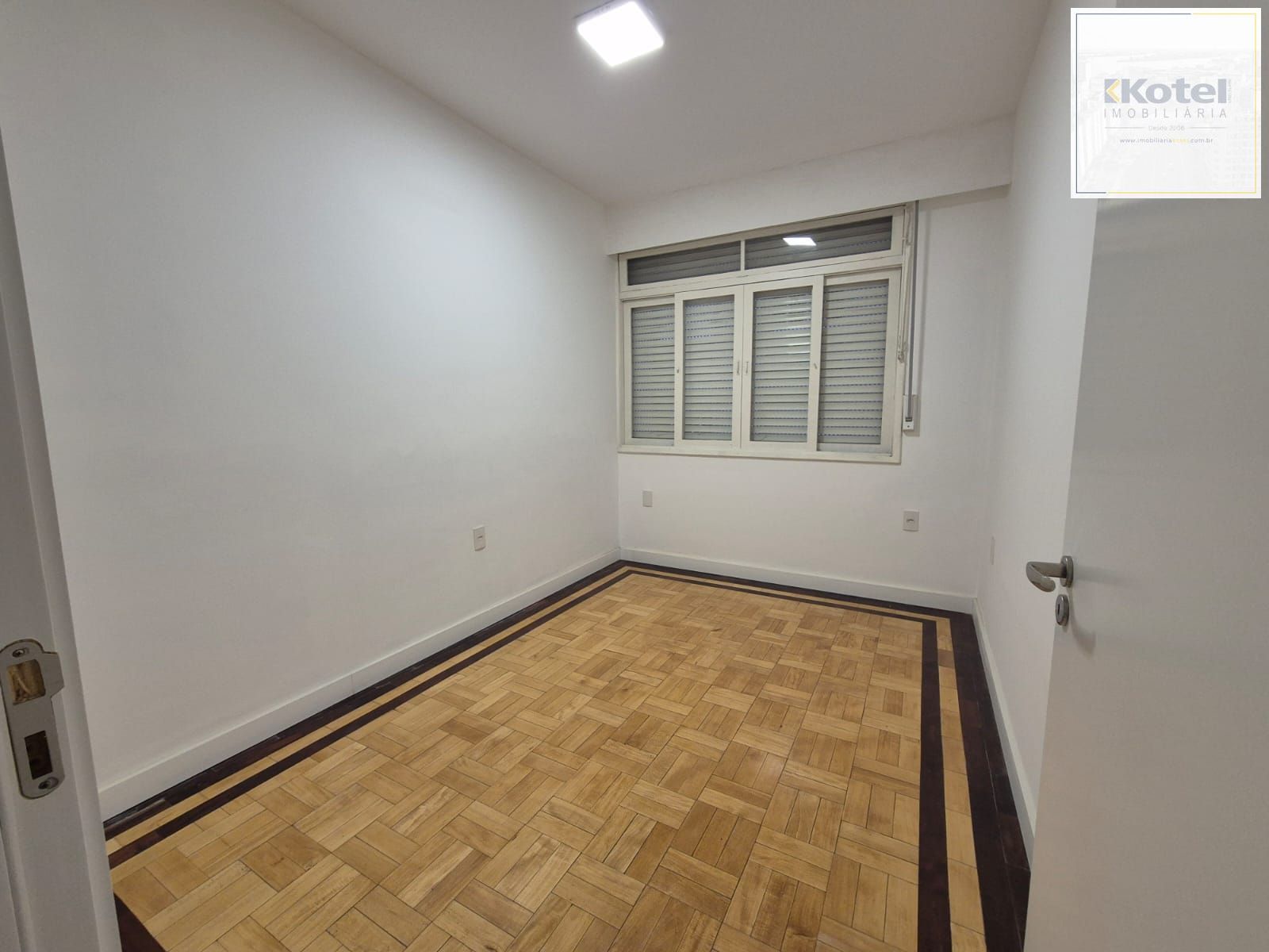 Apartamento 3 Dormitórios com Suíte no Santana em Frente ao HCPA — foto 4