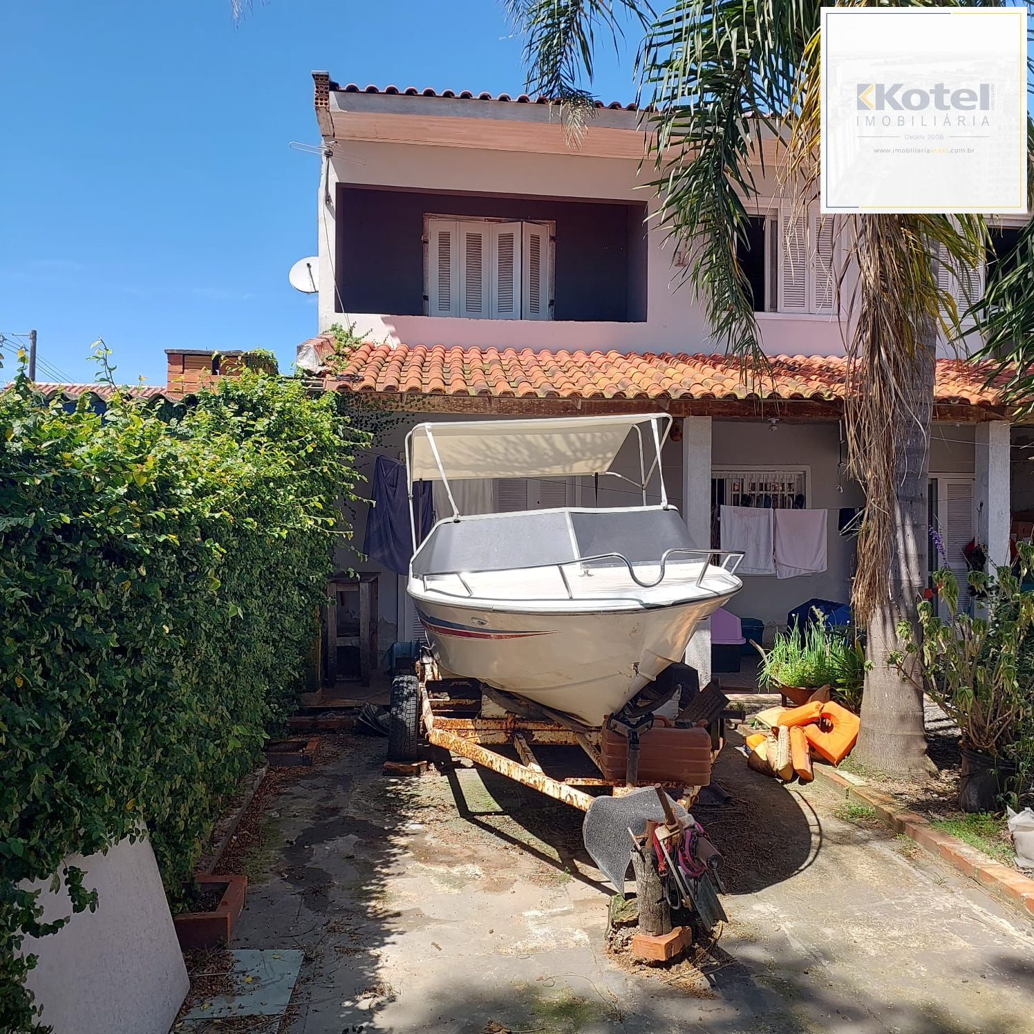 Casa 3 dormitórios, 1 suíte, 1 vaga, Bairro Parque da Matriz