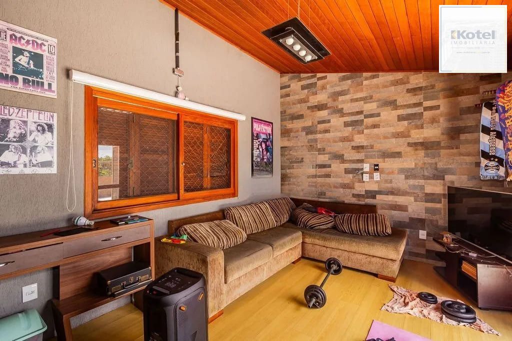 Cobertura 251m², 3 dormitórios, 2 vagas no bairro Teresópolis — foto 2
