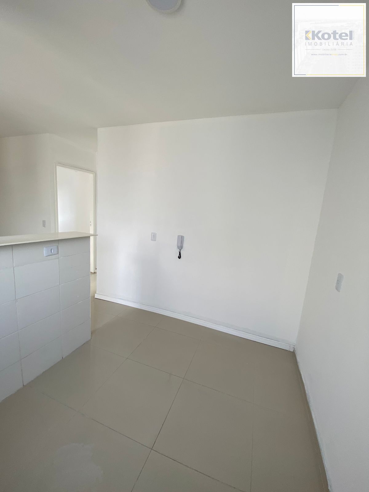 Apartamento de 2 dormitorios á venda no Bairro Vila Nova. — foto 4