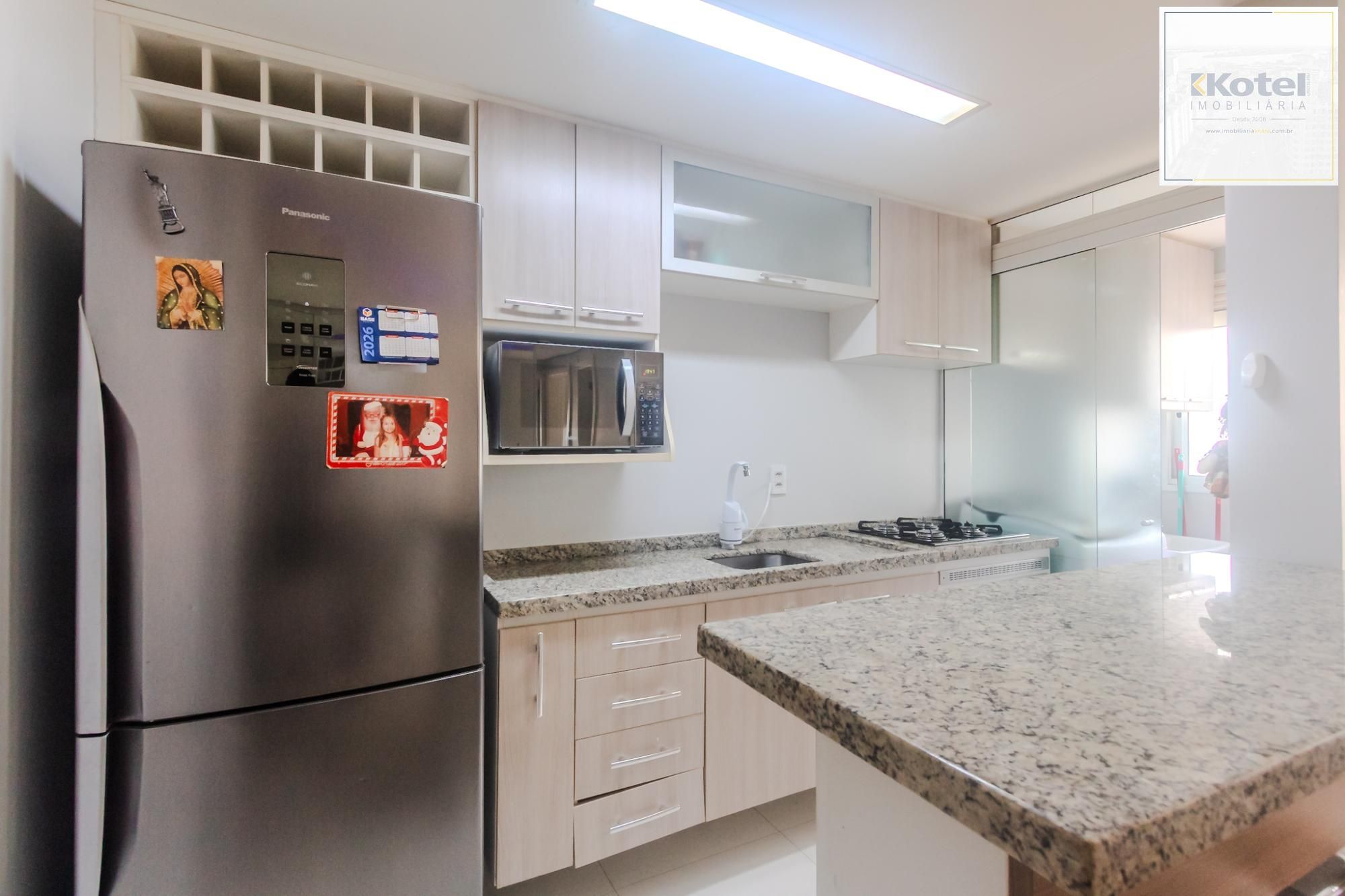 Apartamento com 72m², localizado no bairro Jardim Carvalho em Porto Alegre/RS. — foto 4