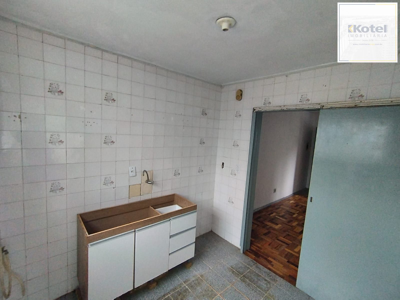 Aptº 3D, com Box escriturado, coberto e fechado, Preço Atrativo! — foto 5