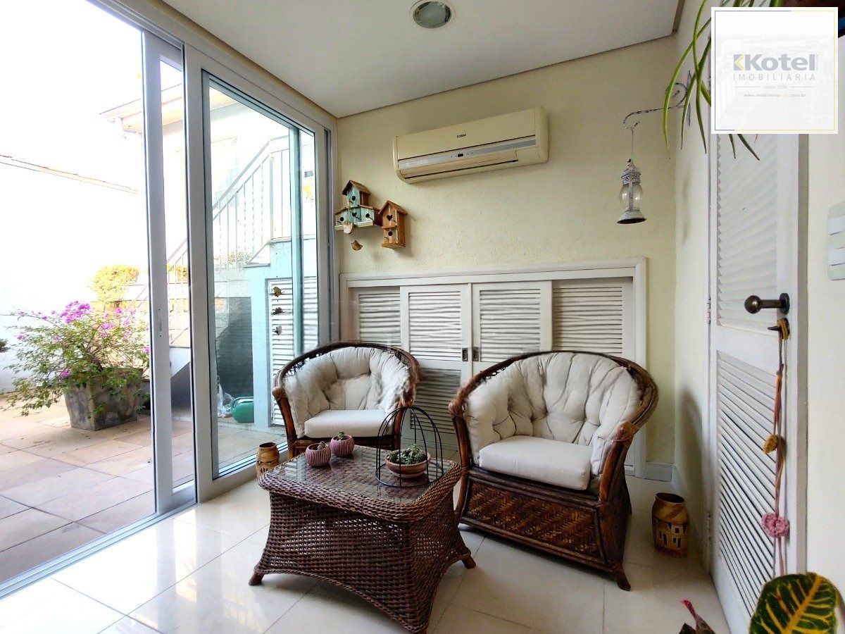 Casa com 4 dormitórios, espaço gourmet e terraço na Zona Norte de Porto Alegre — foto 4