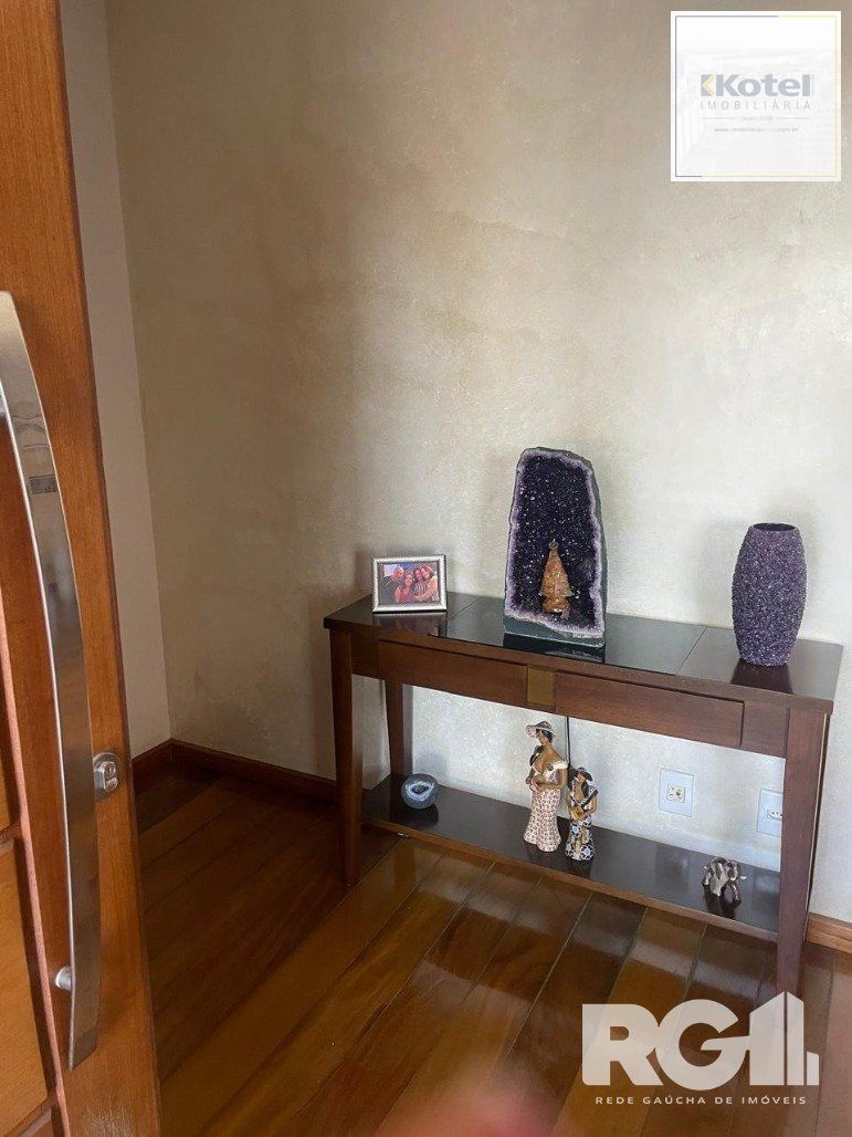 Casa 4 quartos à venda, 406m², Jardim Planalto - Porto Alegre — foto 2
