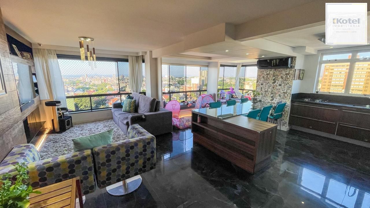 Cobertura mobiliada com piscina e vista 360° no Jardim Planalto – POA