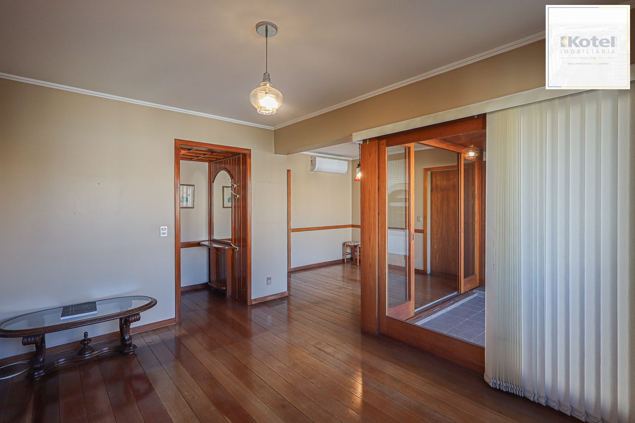 APARTAMENTO 02 DORMITÓRIOS COM CHURRASQUEIRA E GARAGEM