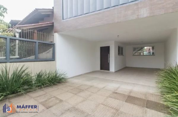 Casa, 3 quartos, 324 m² - Foto 1