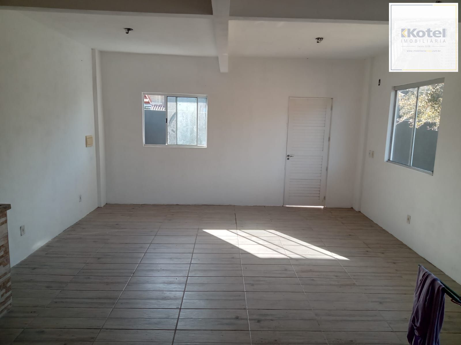 Casa com 1 Dormitório no Bairro Ponta Grossa.