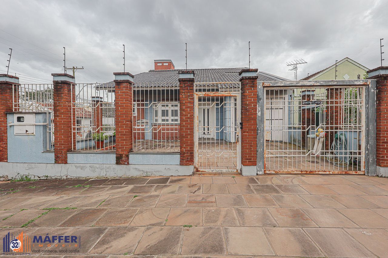 Casa, 4 quartos, 168 m² - Foto 1