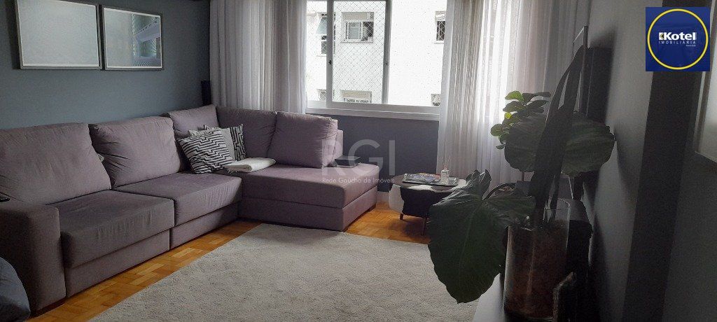 Apartamento para Venda - 143.28m², 3 dormitórios, sendo 1 suites, 1 vaga - Petrópolis
