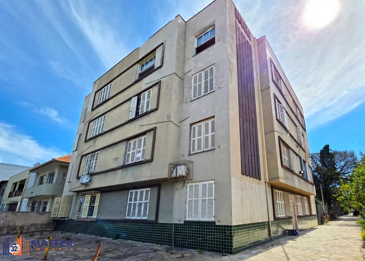 Apartamento 2 Dormitórios Reformado no São João – Av. Pátria