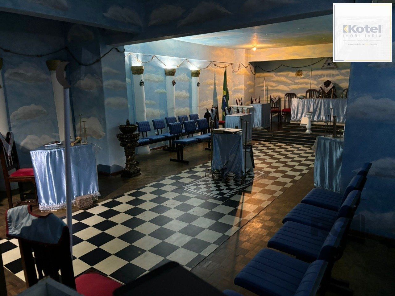 Sala Comercial à venda, 177m², Centro Histórico - Porto Alegre