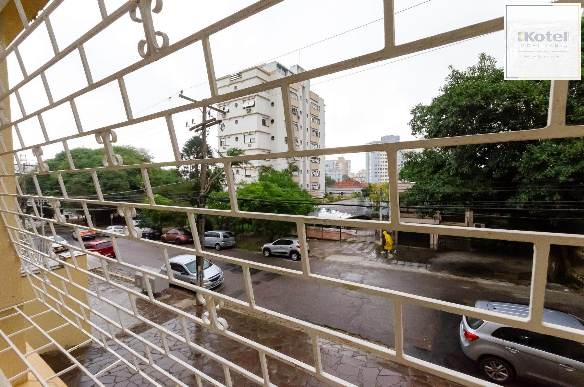 Edifício Ione Apartamento 3 dormitórios no Bairro Petrópolis