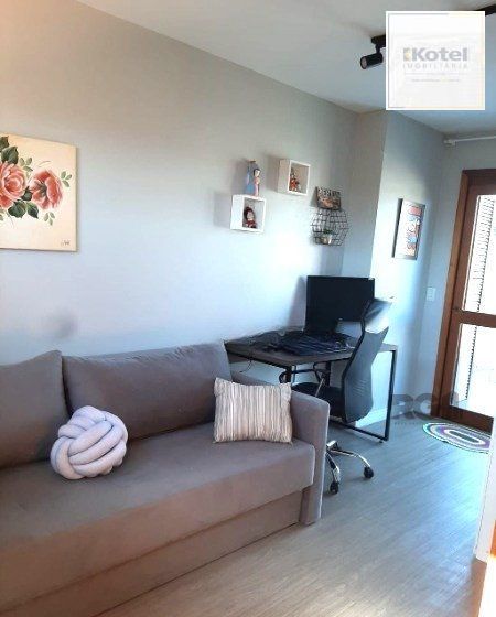 Sobrado triplex no Partenon de 3 dormitórios e 2 vagas — foto 4